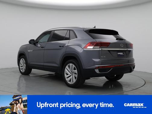 2022 Volkswagen Atlas Cross Sport SE w/Tech