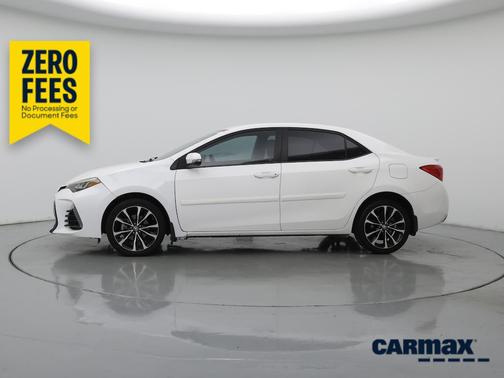 White 2017 Toyota Corolla SE