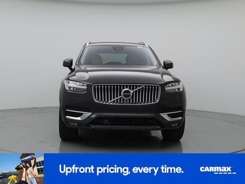 Gray 2023 Volvo XC90 B5 Plus
