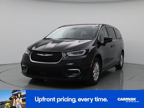 Black 2023 Chrysler Pacifica Touring
