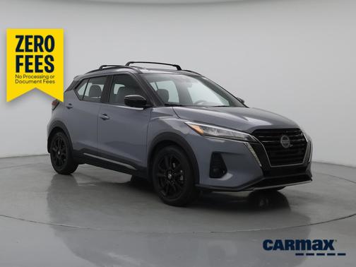 Gray 2021 Nissan Kicks SR