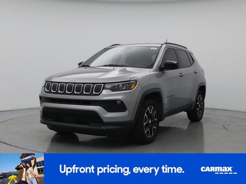 Silver 2022 Jeep Compass Latitude