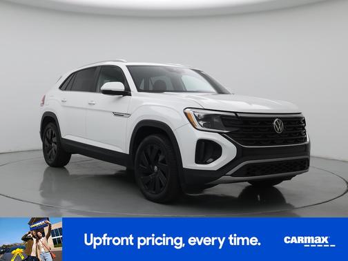 White 2024 Volkswagen Atlas Cross Sport SE w/Tech