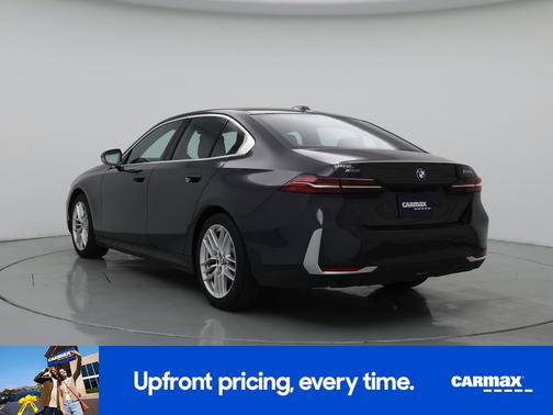 Gray 2025 BMW 530 I xDrive