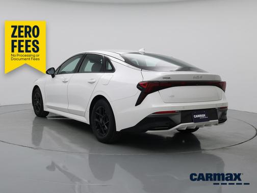 White 2025 Kia K5 LXS