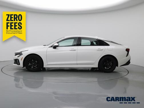 White 2025 Kia K5 LXS