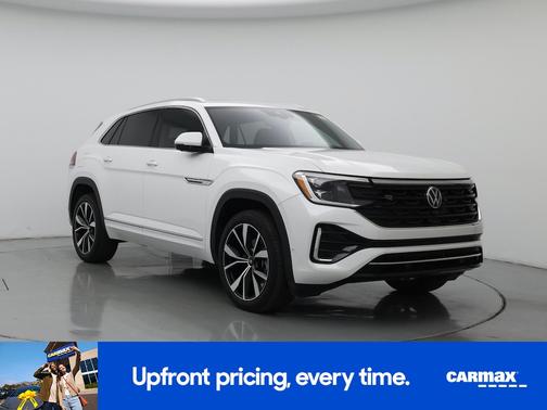 White 2024 Volkswagen Atlas Cross Sport SEL Premium R-Line