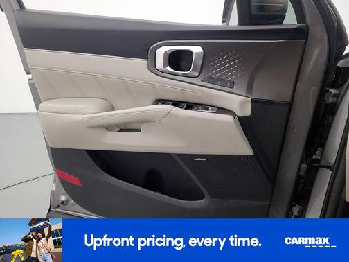 Silver 2023 Kia Sorento Hybrid SX Prestige