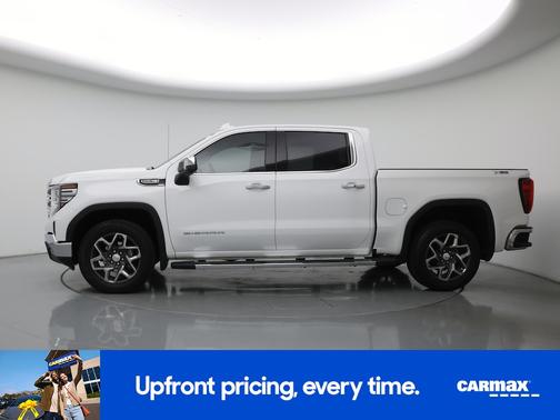 White 2025 GMC Sierra 1500 SLT