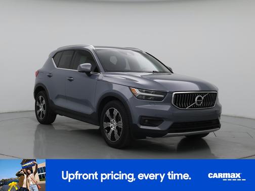 Gray 2020 Volvo XC40 T4 Inscription