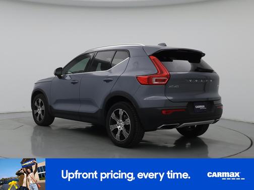 Gray 2020 Volvo XC40 T4 Inscription