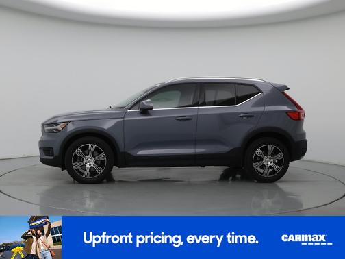 Gray 2020 Volvo XC40 T4 Inscription
