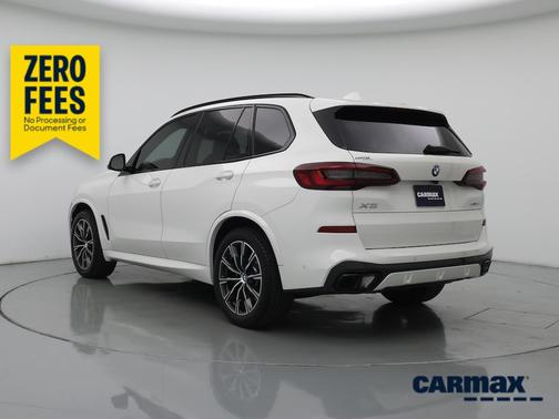 White 2023 BMW X5 sDrive40i