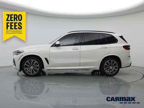 White 2023 BMW X5 sDrive40i