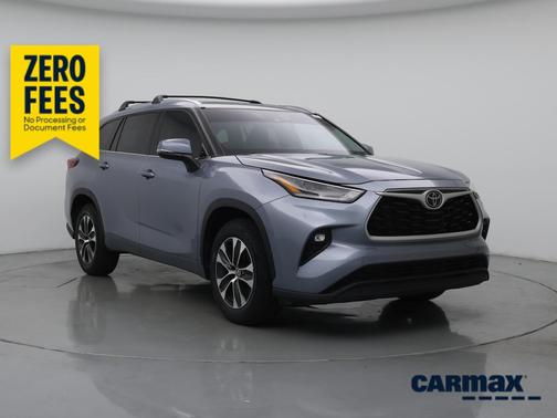 Blue 2021 Toyota Highlander XLE