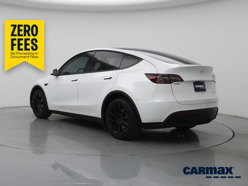White 2023 Tesla Model Y Long Range