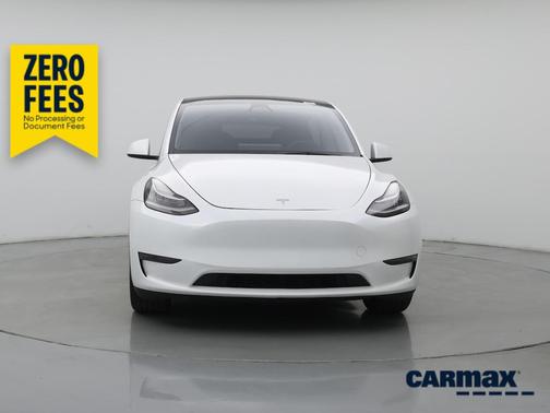 White 2023 Tesla Model Y Long Range