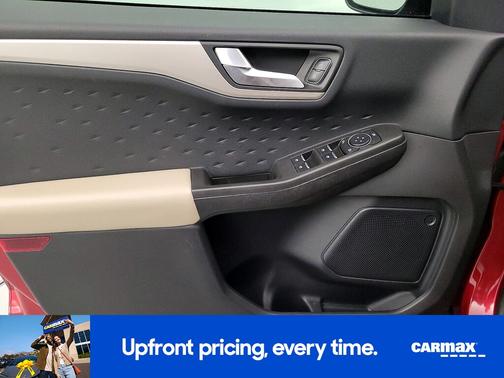 Red 2020 Ford Escape SE Sport