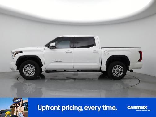 White 2022 Toyota Tundra SR5