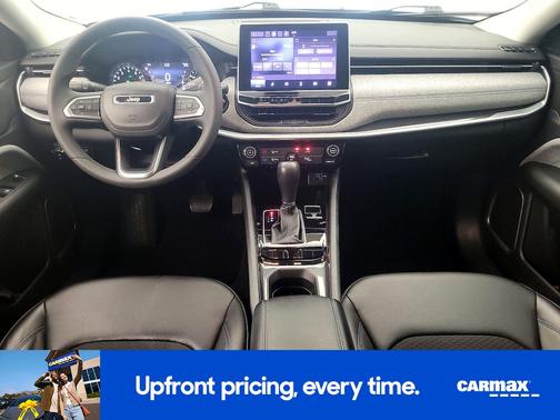 Black 2022 Jeep Compass Latitude