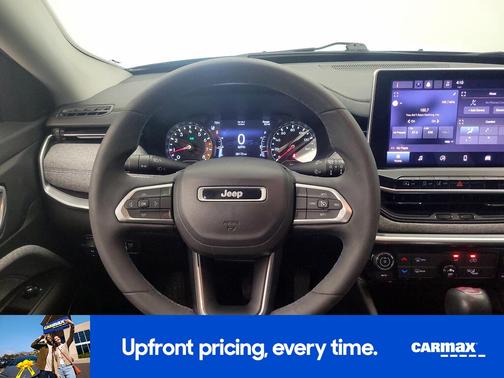 Black 2022 Jeep Compass Latitude