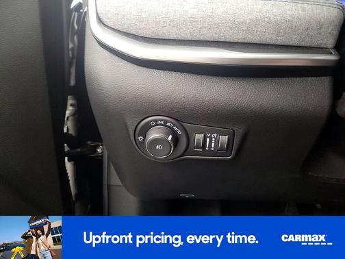 Black 2022 Jeep Compass Latitude