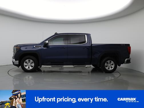 Blue 2022 GMC Sierra 1500 SLE