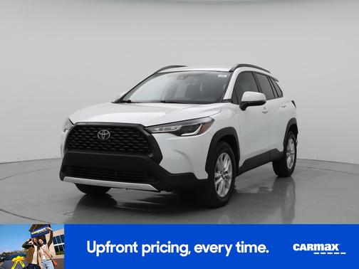 White 2022 Toyota Corolla Cross LE