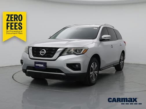 Silver 2017 Nissan Pathfinder SL