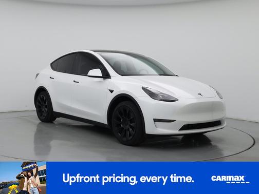 White 2023 Tesla Model Y Long Range