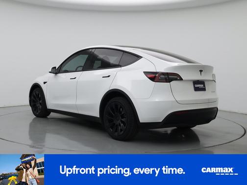 White 2023 Tesla Model Y Long Range