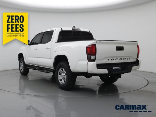 White 2018 Toyota Tacoma SR