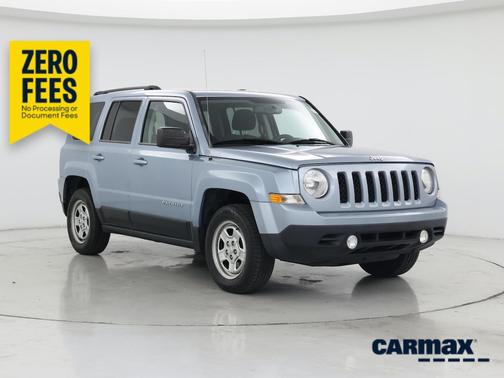 Blue 2014 Jeep Patriot Sport