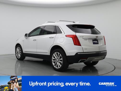 White 2018 Cadillac XT5 Platinum