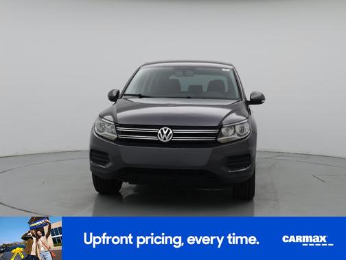 Gray 2017 Volkswagen Tiguan Limited
