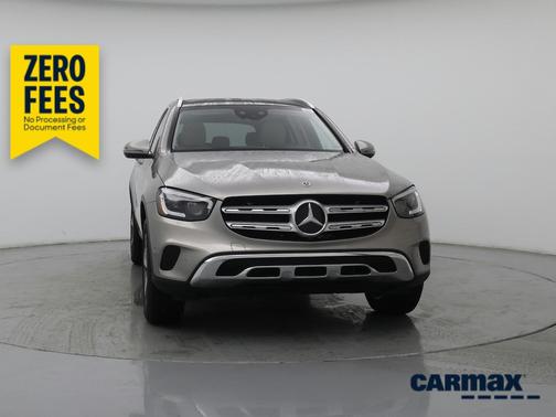 Gold 2022 Mercedes-Benz GLC 300