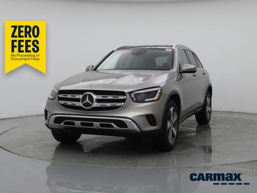 Gold 2022 Mercedes-Benz GLC 300