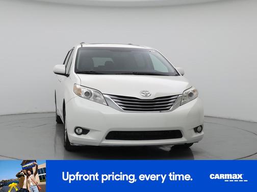 White 2017 Toyota Sienna XLE