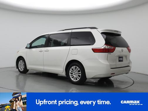 White 2017 Toyota Sienna XLE