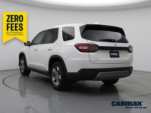 White 2025 Honda Pilot EX-L