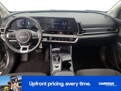 Silver 2025 Kia Sportage LX