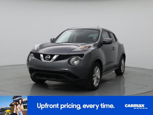 Gray 2015 Nissan Juke SV