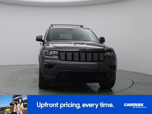 Black 2018 Jeep Grand Cherokee Altitude