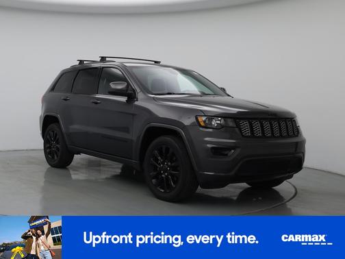 Black 2018 Jeep Grand Cherokee Altitude