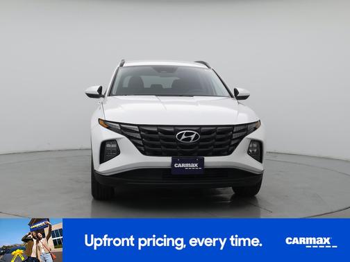 White 2024 Hyundai TUCSON SEL