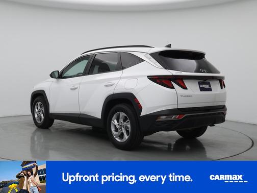 White 2024 Hyundai TUCSON SEL