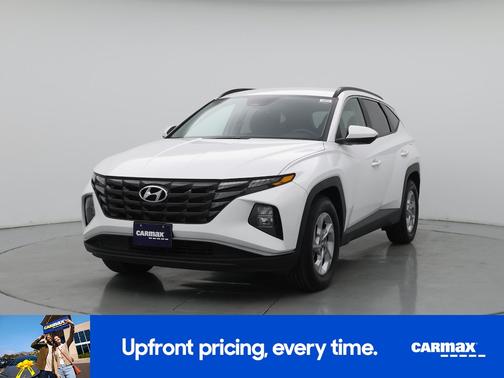 White 2024 Hyundai TUCSON SEL