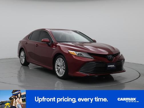 2019 Toyota Camry Hybrid XLE