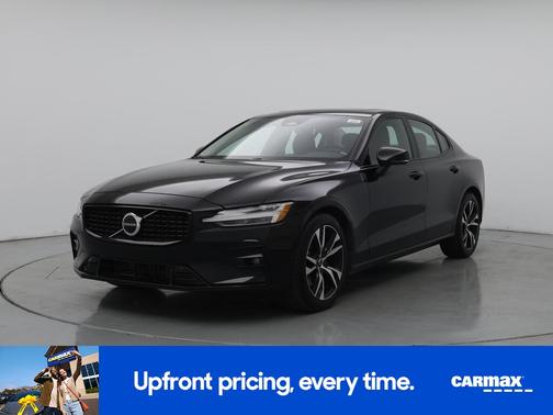 Black 2024 Volvo S60 B5 Core Dark Theme