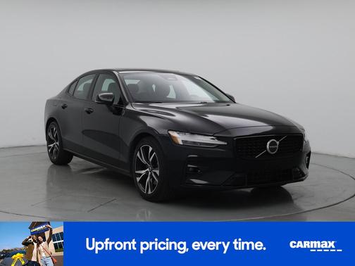 Black 2024 Volvo S60 B5 Core Dark Theme